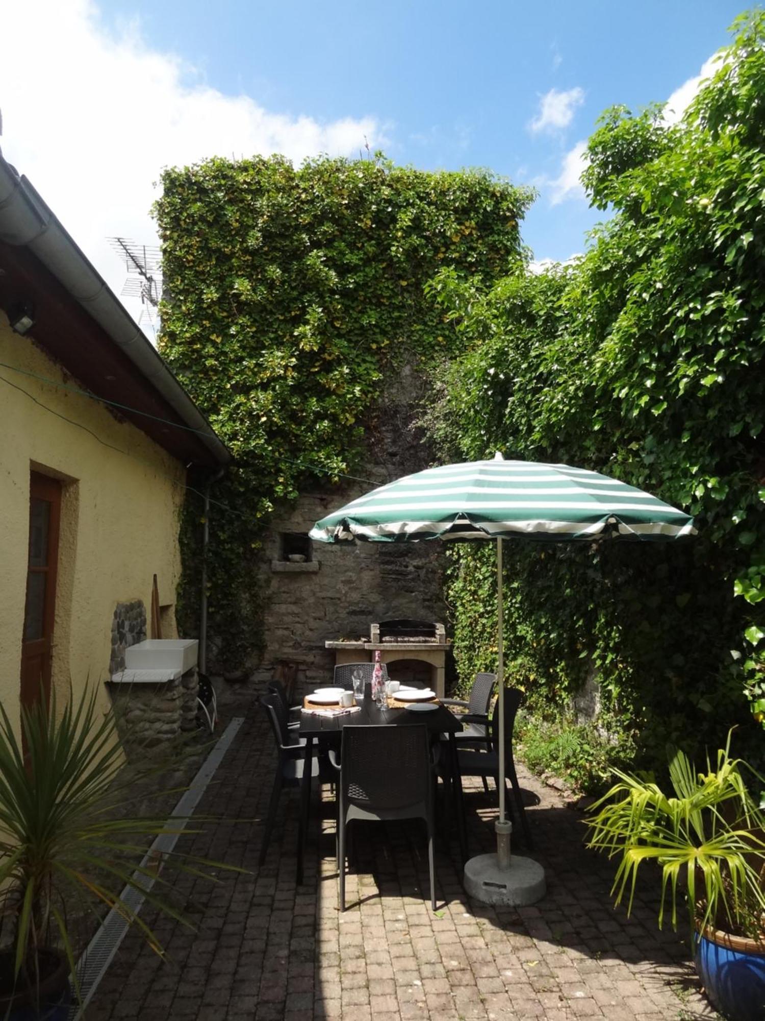 Le Pelerine Villa Sauveterre-de-Bearn Luaran gambar